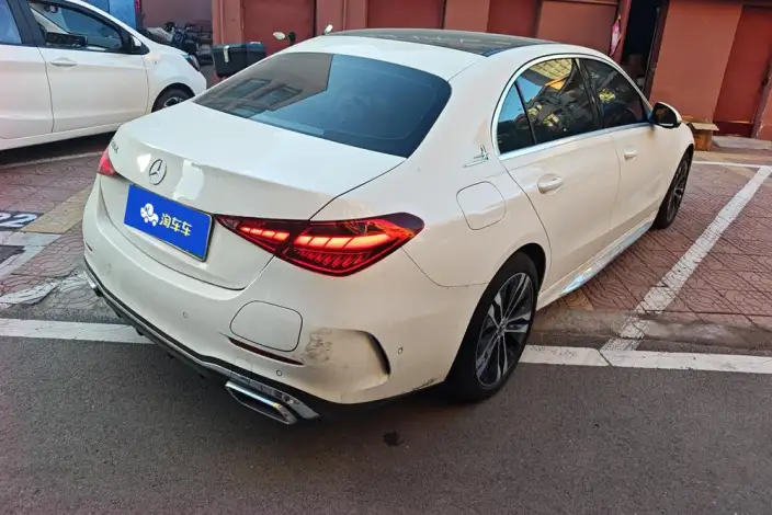 Mercedes-Benz C-Class PHEV 2025 Model C 350 eL – фото 3