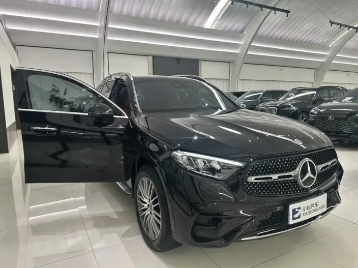 Mercedes-Benz GLC 2023 Model Facelift GLC 300 L 4MATIC Dynamic Model 5 seat