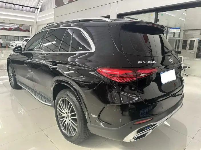 Mercedes-Benz GLC 2023 Model Facelift GLC 300 L 4MATIC Dynamic Model 5 seat