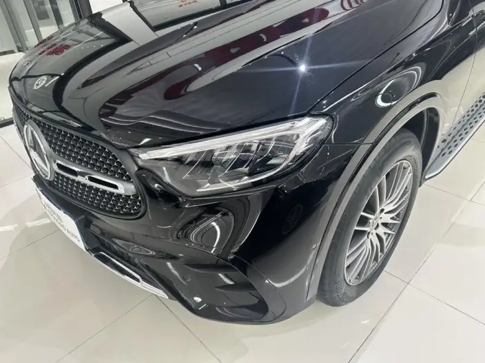Mercedes-Benz GLC 2023 Model Facelift GLC 300 L 4MATIC Dynamic Model 5 seat – фото 8