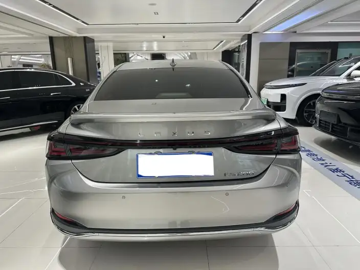 Lexus ES 2025 Model 200 Premium – фото 3