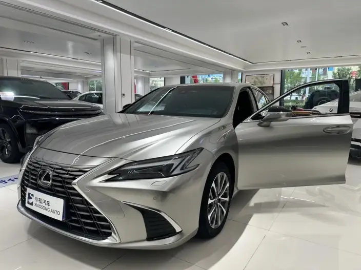 Lexus ES 2025 Model 200 Premium – фото 6