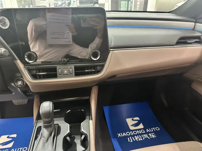 Lexus ES 2025 Model 200 Premium – фото 8
