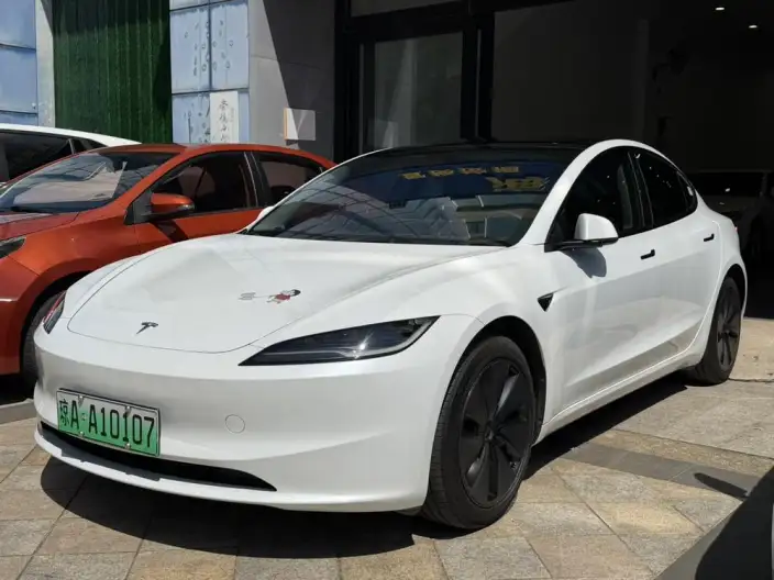 Model 3 2023 Model Rear-wheel drive version – фото 1
