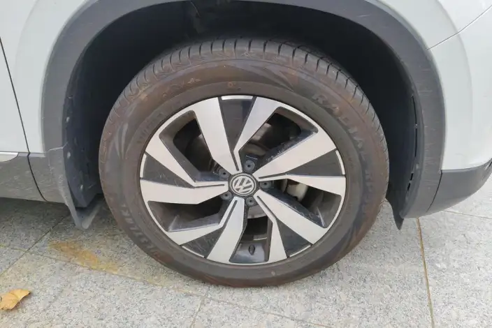 Volkswagen Tayron 2020 Model 280TSI Luxury Zhilian Edition – фото 4