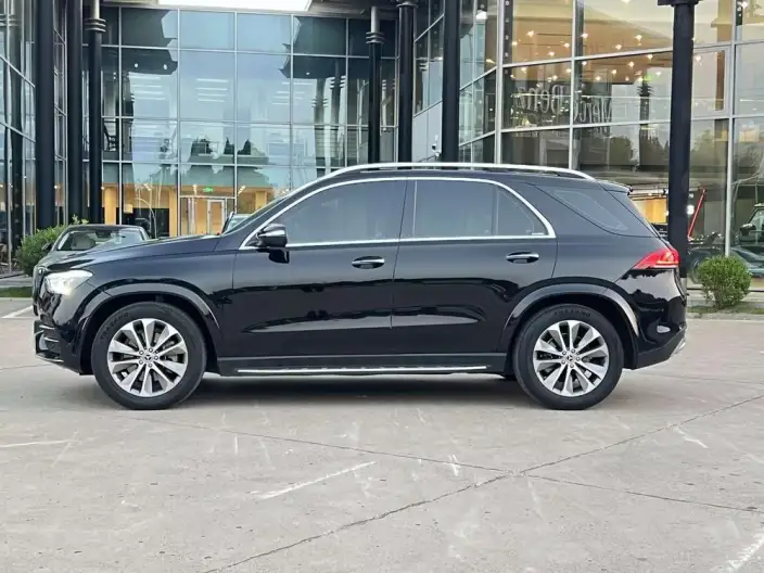 Mercedes-Benz GLE Imported 2022 Model GLE 350 4MATIC Fashion Model – фото 3