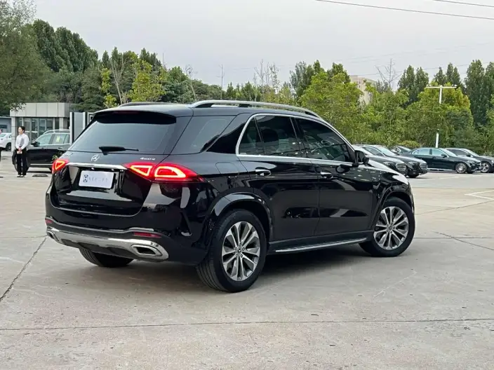 Mercedes-Benz GLE Imported 2022 Model GLE 350 4MATIC Fashion Model – фото 5