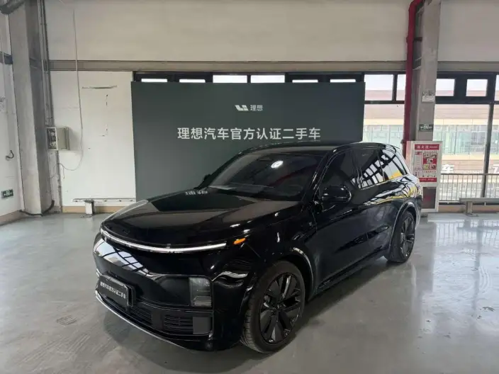 Li Auto L8 2023 Model Pro Edition – фото 1