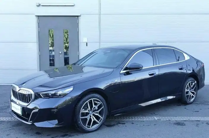 BMW i5 2025 Model eDrive35L M Sports Set – фото 1