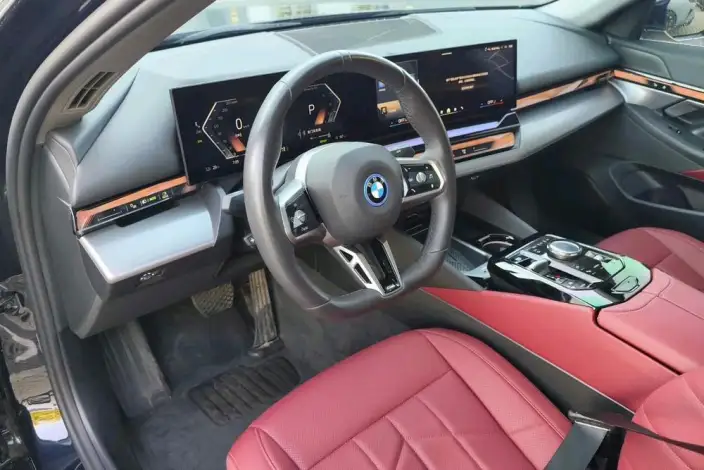 BMW i5 2025 Model eDrive35L M Sports Set – фото 7