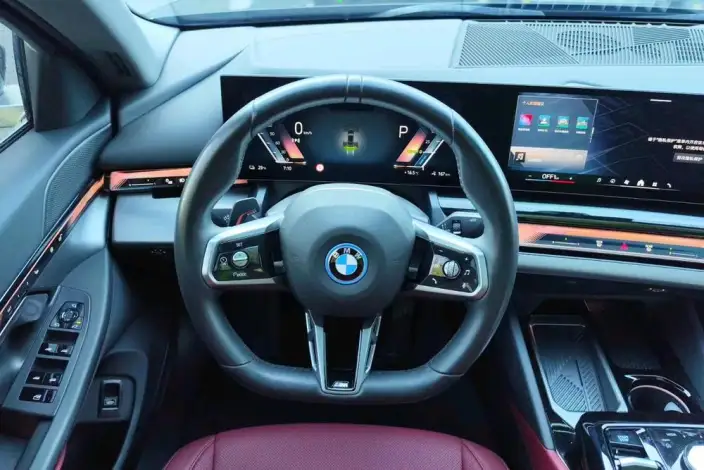 BMW i5 2025 Model eDrive35L M Sports Set – фото 9