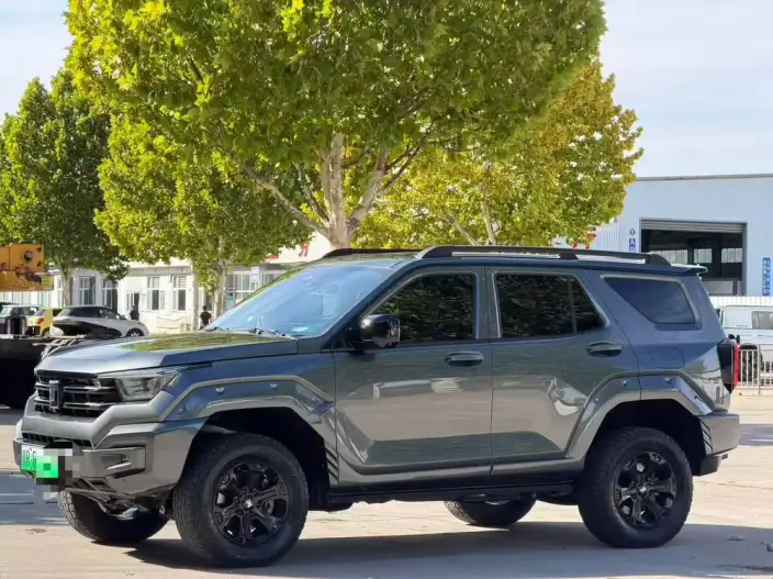 Tank 400 Hi4-T 2024 Model City Edition – фото 1
