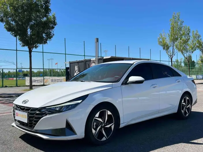 Hyundai Ioniq 2022 Model 1.5L CVT GLX Elite Edition – фото 1