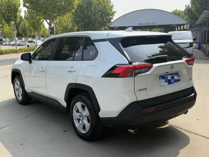 Toyota RAV4 2024 Model 2.0L CVT 2WD Urban Edition – фото 4