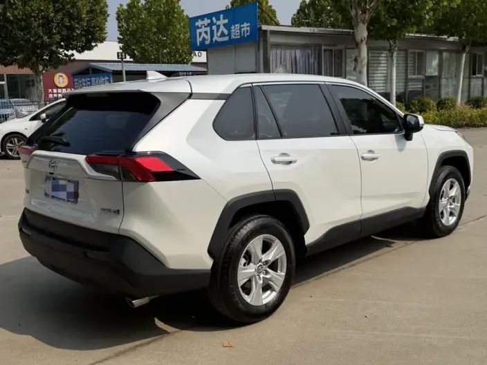 Toyota RAV4 2024 Model 2.0L CVT 2WD Urban Edition – фото 6
