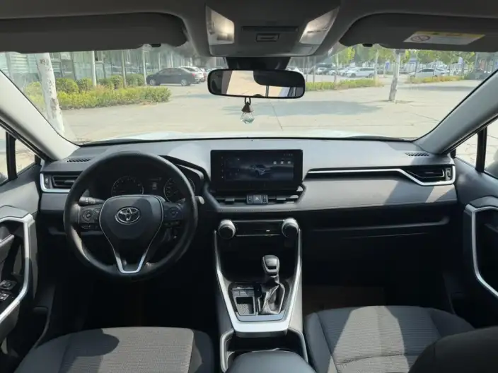 Toyota RAV4 2024 Model 2.0L CVT 2WD Urban Edition – фото 7
