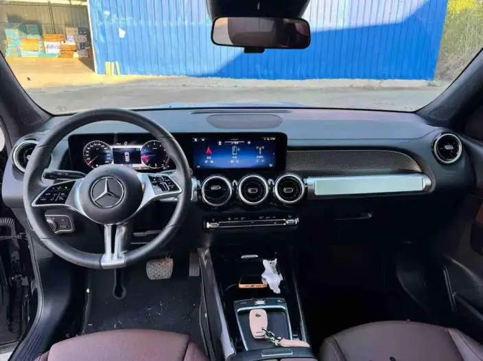 Mercedes-Benz GLB 2024 Model Facelift GLB 200 Dynamic Model – фото 7