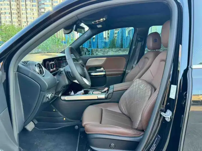 Mercedes-Benz GLB 2024 Model Facelift GLB 200 Dynamic Model – фото 9