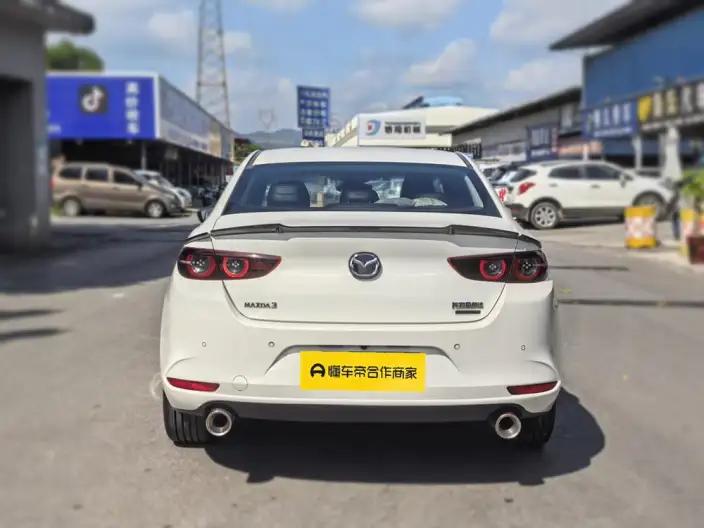 Mazda3 Axela 2021 Model 2.0L Automatic Zhi Ya Edition – фото 5