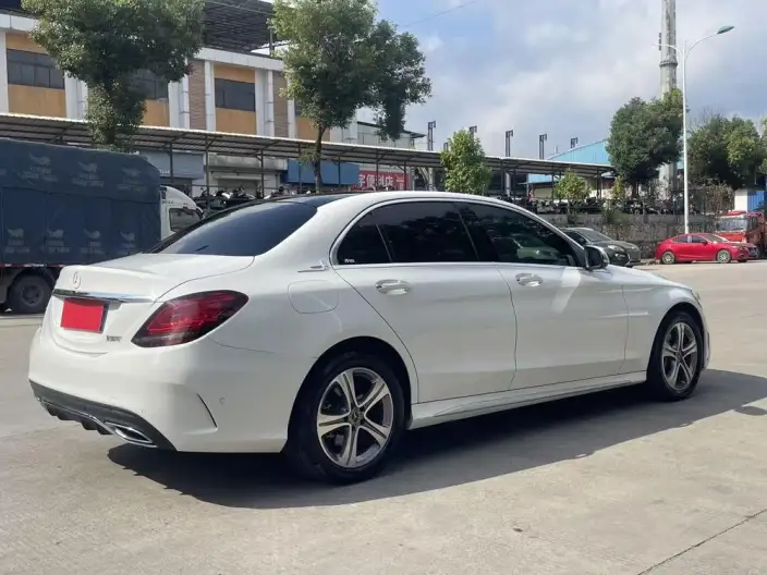 Mercedes-Benz C-Class 2021 Model C 260 L Sports Edition – фото 6