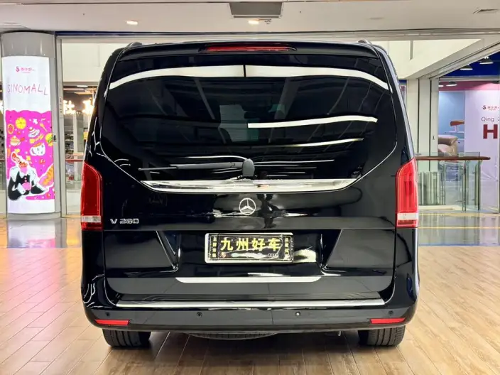 Mercedes-Benz V-Class 2022 Model V 260 Premium Edition – фото 6