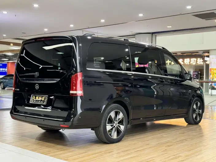Mercedes-Benz V-Class 2022 Model V 260 Premium Edition – фото 7