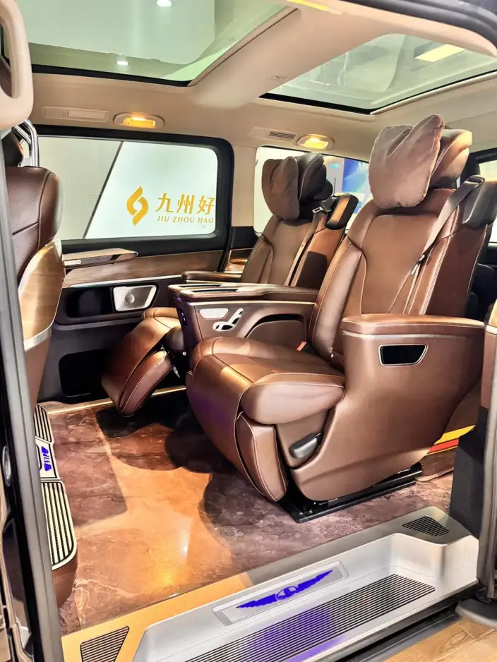 Mercedes-Benz V-Class 2022 Model V 260 Premium Edition – фото 9