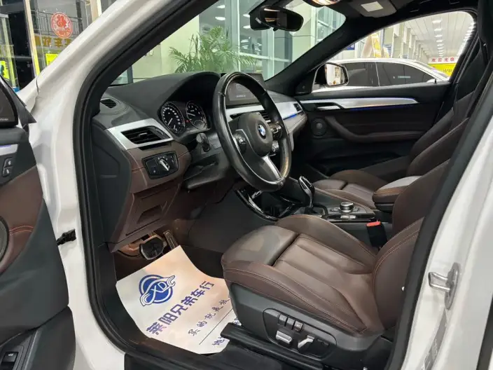 BMW X2 2022 Model sDrive25i Night Edition Edition – фото 7