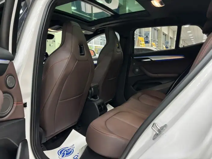 BMW X2 2022 Model sDrive25i Night Edition Edition – фото 8