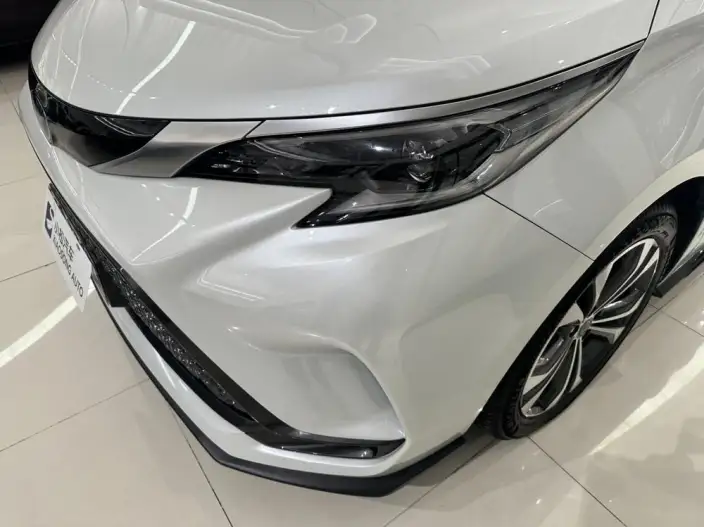 Granvia 2023 Model Intelligent Hybrid 2.5L Noble PLUS – фото 6