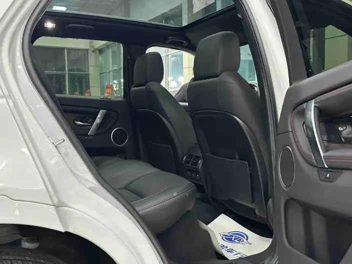 Land Rover Discovery Sport 2021 Model 249PS R-Dynamic S Performance version 5 seat – фото 9