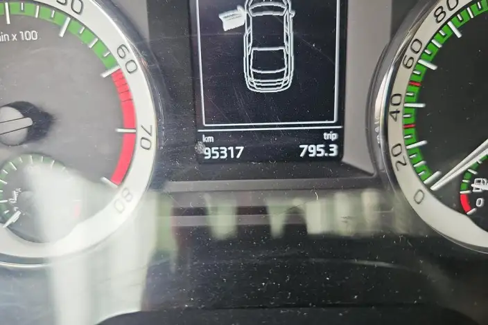 Skoda Octavia 2021 Model 1.5L Automatic Comfort Edition – фото 10