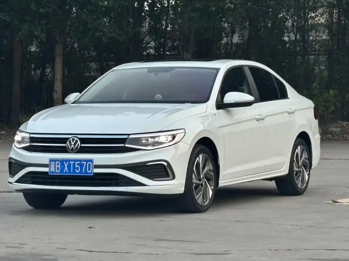 Volkswagen Bora 2025 Model 200TSI DSG Comfort PRO Edition – фото 1