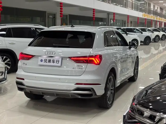 AUDI Q3 2020 Model 40 TFSI Fashion Dynamic Model – фото 4