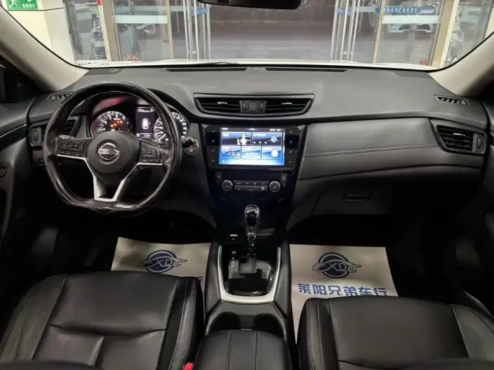 Nissan X-Trail 2020 Model 2.0L CVT Smart Connect Comfort Edition 2WD – фото 5