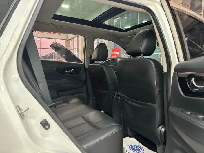 Nissan X-Trail 2020 Model 2.0L CVT Smart Connect Comfort Edition 2WD – фото 8