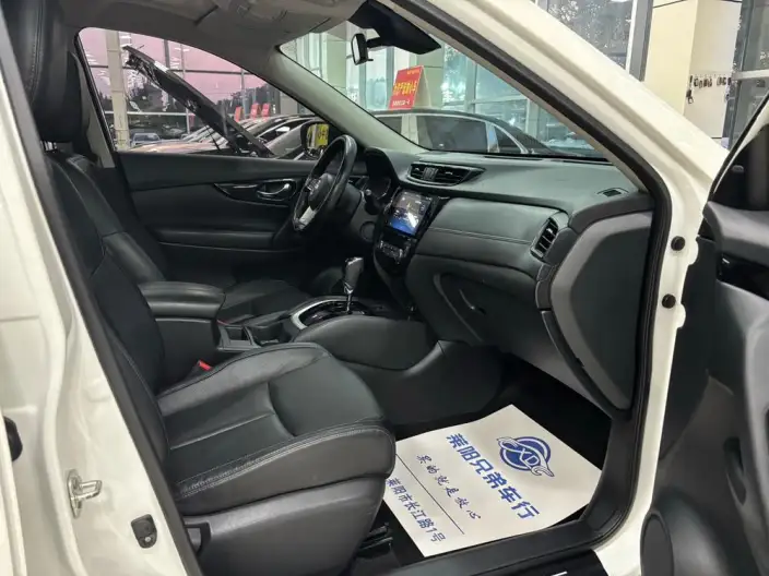 Nissan X-Trail 2020 Model 2.0L CVT Smart Connect Comfort Edition 2WD – фото 9