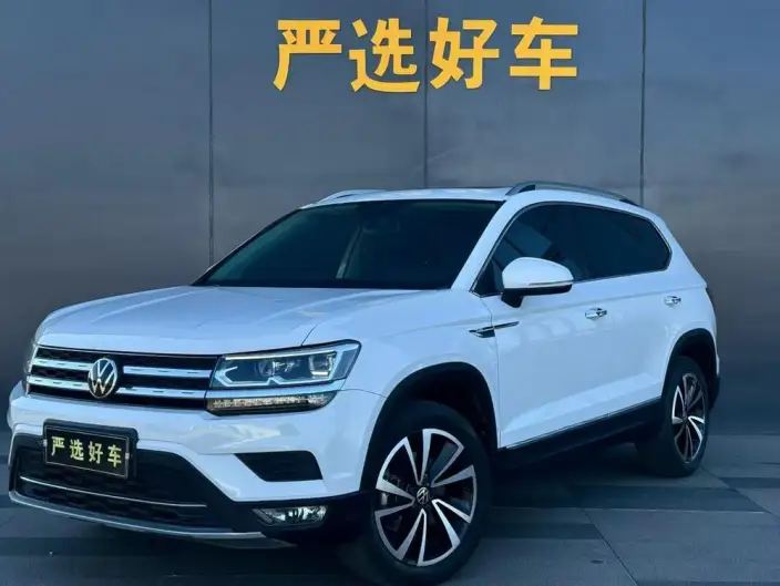 Volkswagen Tharu 2021 Model 330TSI 4WD Deluxe Edition – фото 1