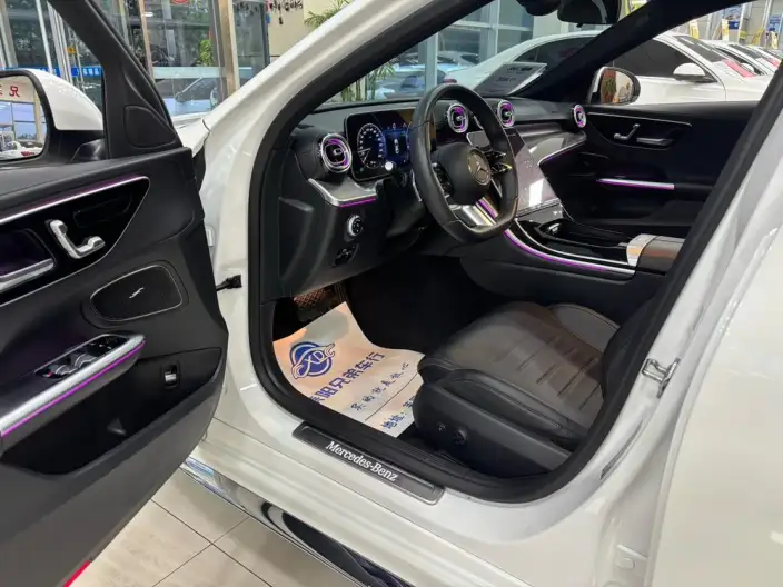 Mercedes-Benz C-Class 2022 Model C 260 L Sports Edition – фото 7