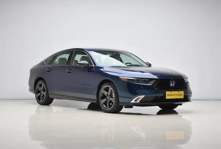 Honda Accord PHEV 2023 Model e:PHEV Ultimate Edition – фото 3