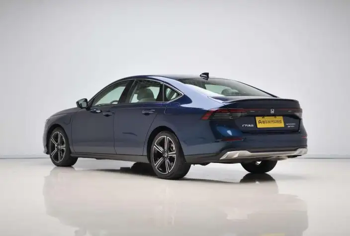 Honda Accord PHEV 2023 Model e:PHEV Ultimate Edition – фото 5