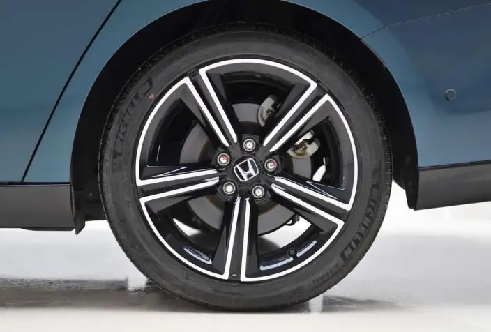 Honda Accord PHEV 2023 Model e:PHEV Ultimate Edition – фото 9