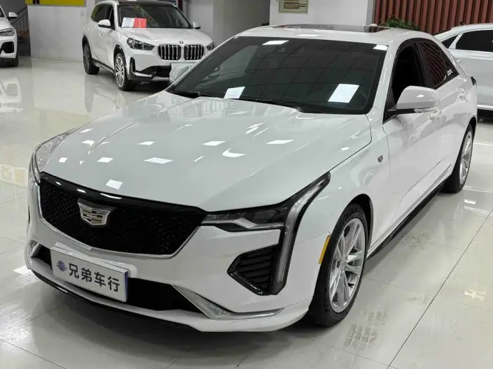 Cadillac CT4 2022 Model 28T Fashion Model – фото 10