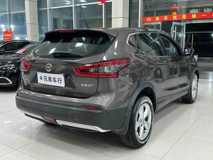 Nissan Qashqai 2021 Model 2.0L XV Smart Edition – фото 4