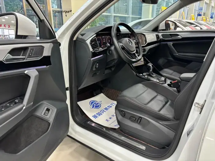 Volkswagen Tayron 2021 Model 330TSI 2WD 3th Anniversary Limited edition – фото 7