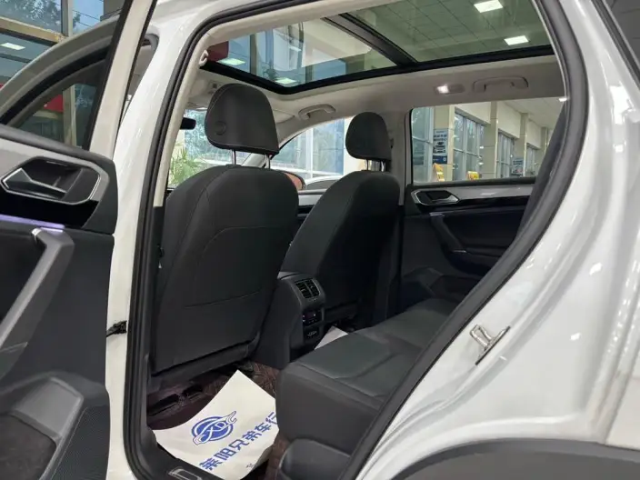 Volkswagen Tayron 2021 Model 330TSI 2WD 3th Anniversary Limited edition – фото 8