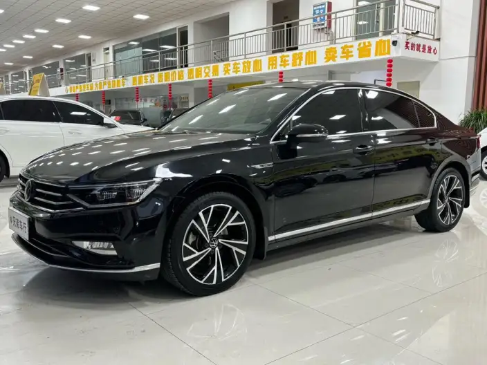 Volkswagen Magotan 2020 Model 330TSI DSG Luxury Model – фото 10