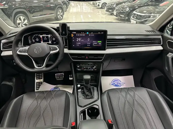 Volkswagen Tiguan L 2023 Model Facelift 330TSI 2WD R-Line Enjoy the version more – фото 6