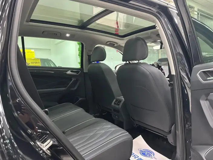 Volkswagen Tiguan L 2023 Model Facelift 330TSI 2WD R-Line Enjoy the version more – фото 9
