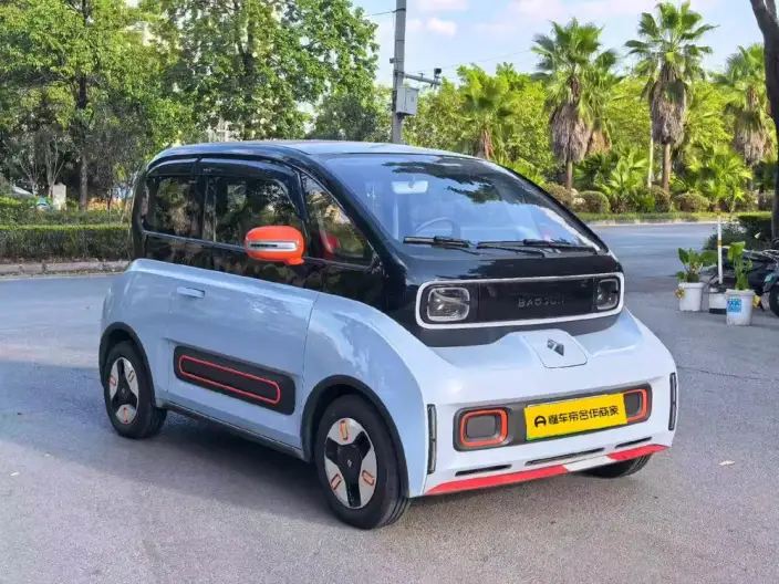 Baojun KiWi EV 2021 Model Designer Lithium Iron Phosphate